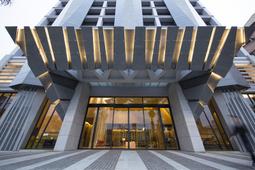 【永弘YOYO預約式訂房】嘉義長榮文苑酒店2024~豪華客房平日含2客早餐，每晚4168元起 歷史價格詳細信息