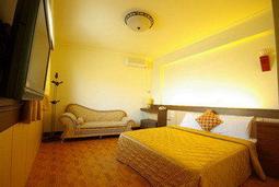 飯店 旅館 度假村 民宿 代訂 雙人房 家庭房 親子出遊 平假日住宿 =義大皇家 麗寶 清新溫泉 統一度假村 老爺 國賓 歷史價格詳細信息