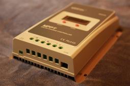 太陽能追蹤系統3*300W/6*100-200W太陽能板太陽能跟蹤支架雙軸 歷史價格詳細信息