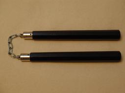 精選各類武術兵器系列 Cold Steel正廠 中世紀塑鋼盾牌  防身/牌刀術/盾刀/沖繩古武道/武術/行車糾紛 歷史價格詳細信息