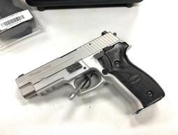 P226拋殼軟彈槍玩具仿真合金屬手小槍男孩過年春節聖誕禮物1 歷史價格詳細信息