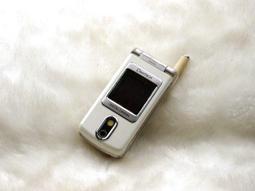 PANTECH G600 GSM 雙頻 功能正常 聲音很大 手機一支+電池二顆+旅充一個+吊掛免持耳麥一附 G 600 歷史價格詳細信息