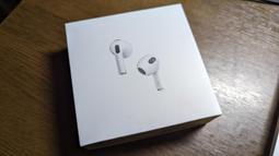 【APPLE】AirPods 第二代 搭配有線充電盒版 藍芽耳機 贈保護殼 全新品 台灣公司貨 歷史價格詳細信息