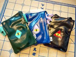 【哐花村】直立手機袋頸掛包 可觸控防潑水 收納外出 側背斜背包 化妝包 零錢鑰匙包 三星iphone sony HTC 歷史價格詳細信息