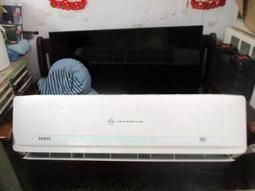 [已售出] 極新 1/7 購買之 IPHONE 5 黑色 16G 九成九新 盒裝 公司貨 已貼保護貼  台中高價收購 IPHONE 4 4S 5 5S 歷史價格詳細信息