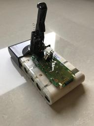 DYSON V6系列電池電路板更換，電路板故障閃紅燈，恆隆行代理吸塵器無法處理或報價太高，SV03、SV04、SV07 歷史價格詳細信息