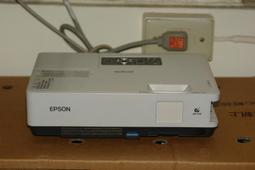 1715前蘇聯勝利牌小三針手動機械手表，已經花錢保養完，撥針上勁走時完全正常好使，到手就帶，無需再添錢，實物拍照，品相看 歷史價格詳細信息