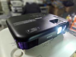 二手品 EPSON 液晶投影機EMP-S5 (可用...但右下角有紫色影...) 歷史價格詳細信息