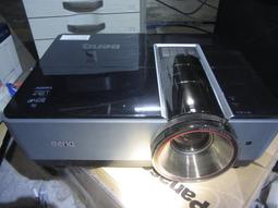 BENQ SX912 (展示機出清)高亮度投影機,具備5000流明高亮度不用關燈也能清楚看見投影影像,提供您在禮堂,大會議室的絕佳簡報經驗。 歷史價格詳細信息