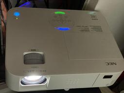 NEC M402X 投影機高亮度 4000 ANSI XGA 雙HDMI輸入,3.6KG.超強投射距離比適用任何投射距離,原廠三年保固. 歷史價格詳細信息