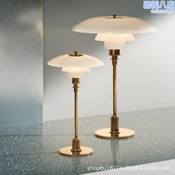 丹麥玻璃床頭櫃 北歐簡約臥室小型床邊櫃儲物桌ins風 歷史價格詳細信息