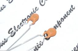 VISHAY BC 037 4.7uF 63V 5*11mm 腳距:2mm 立式電解電容 1顆1標 歷史價格詳細信息