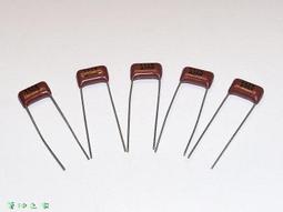 【電 容】日本 Panasonic 0.15uF / 50V 105&deg;C 立式 5mm金屬薄膜電容〔ECQV〕 歷史價格詳細信息