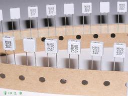 【電 容】瑞典 RIFA 1.5uF 100V 早期 M- Polypropylene 薄膜電容〔PHE241〕 歷史價格詳細信息