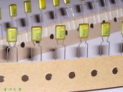 【電 容】日本 NISSEI 5600pF 100V 5% 立式 5mm 金屬薄膜電容〔AMZ〕 歷史價格詳細信息