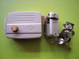 俞嫺＆潤潤 / 請讓我再說一遍 (CD+DVD) 未拆封 歷史價格詳細信息