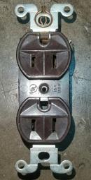 15a125v美式漏電保護專用插座帶安全門 鏡櫃浴室櫃插座 歷史價格詳細信息