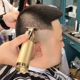 現貨光頭理發器4D多功能五頭電動水洗刮胡須刮毛電推剪和尚自刮剃頭刀 歷史價格詳細信息