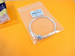 Pandora 潘朵拉 真品手鏈墬飾 女王蜂 招財貓 熱氣球 金荷包  Gondola 各價錢在描述裡 歷史價格詳細信息