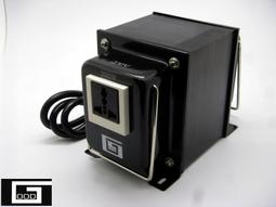 【GOOD-TRANSFORMER】110V升120V~2000W(升級版)．美式插頭&amp;插座．120V美規啡機專用升壓器 歷史價格詳細信息
