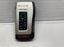 『Sony』新力牌 收音機 CFD-S70 AM/FM/CD/卡帶 收入音 電台播放 台灣現貨，保固一年 歷史價格詳細信息