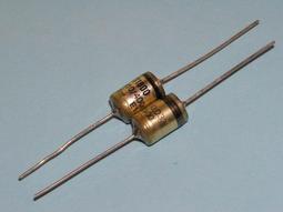 【電 容】德國 ERO 0.015uF / 63V 2.5% 早期  Film/Foil PP 薄膜電容〔KP1834〕 歷史價格詳細信息