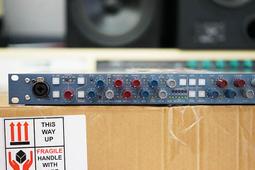 Ams Neve 8051 5.1 環繞 聲壓縮器 限幅器 平輸 可面交 歷史價格詳細信息