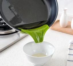 鍋具導流器  【小麥購物】24H出貨台灣現貨【Y274】硅膠 環保材質 廚房 防漏 邊緣導流器 鍋具 導流器 廚具 餐具 歷史價格詳細信息