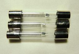 微波爐保險絲 5KV/0.75A 0.8A 0.9A微波爐高壓保險絲 高壓保險管 外殼 220-05632 歷史價格詳細信息