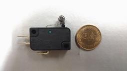 元耀 台灣門市現貨 二片式麵包板，2P實習板，萬能版，電子零件組合測試用，附電源端子。 歷史價格詳細信息