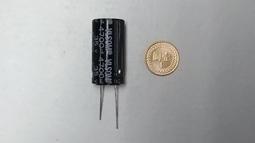 元耀 - 直插 電解電容 3300uF~10000uF 16V~50V 體積18*35mm~18*36.5mm 歷史價格詳細信息