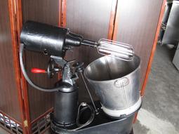 中古餐飲設備 兩門冰箱 管冷 空間大 上凍下藏 歷史價格詳細信息