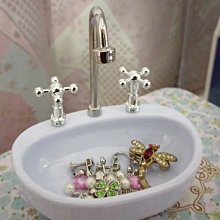 娃娃微縮場景與擺設製作手冊/深津千恵子 歷史價格詳細信息