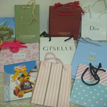 GODIVA 經典大師巧克力 一包428.4公克  599元—可超商取貨付款 歷史價格詳細信息
