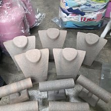 一個隨形和闐玉冰底翠青魚鐲40106 歷史價格詳細信息