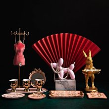 首飾展示架飾品陳列店鋪輕奢紅色絨布相框項鍊架拍攝道具戒指託盤 歷史價格詳細信息