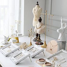 首飾展示架飾品陳列店鋪輕奢紅色絨布相框項鍊架拍攝道具戒指託盤 歷史價格詳細信息