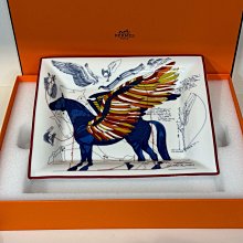 全新 僅收藏 愛馬仕 Hermes clic 黑 玫瑰金 女款 手鐲、手環  現貨 親拍，尺寸PM、一般M都可以戴 原價24000  付：盒子、防塵套 特價 歷史價格詳細信息