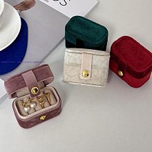 首飾盒2023新款高檔精致便攜手鐲飾品串珠項鏈耳飾耳釘耳環收納盒 歷史價格詳細信息