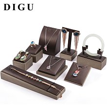 展示盤 托盤 戒指項鏈展示首飾托盤實木斜邊超纖材質珠寶柜臺看貨盤飾品展示盤 歷史價格詳細信息