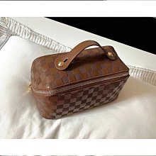 化妝包女2023新款便攜大容量化妝品收納袋防水洗澡遊泳旅行洗漱包 歷史價格詳細信息