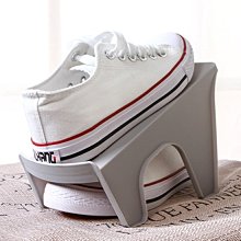 鞋架 塑料 收納架 鞋櫃 鞋子 整理 雙層 防滑 可疊放 鞋收納 分層 鞋托 ❃彩虹小舖❃【A012】雙層鞋架 歷史價格詳細信息