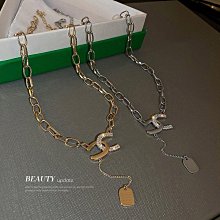 字母方牌不掉色兒童項鏈女小眾設計ins潮男高街街舞走秀配飾 歷史價格詳細信息