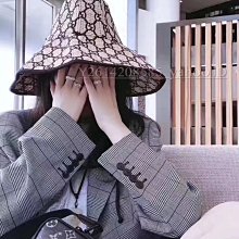 GUCCI 新品，氣質學院菱格針織背心馬甲 背心，無邊序曲系列的設計中融入了豐富多樣的針織手法，宛若萬花筒般瑰麗多姿，男女同款 歷史價格詳細信息