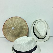 [3件99] 運動女孩條紋造型短襪/中筒襪/棉襪(共8色)《泡泡生活》 歷史價格詳細信息