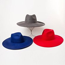 草帽 欧美法式复古浅顶麦秆礼帽女士舞台走秀拍照沙滩防晒遮阳绑带草帽~熱銷 歷史價格詳細信息