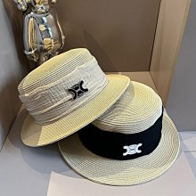 Celine 連帽羽絨外套 馬甲 背心 袖子可柝 一衣多穿 好穿舒適，百搭，兼具實用性和設計感的經典款單品！經典凱旋門SML 歷史價格詳細信息