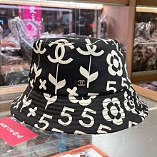 ☆最愛二手精品☆ DIOR SADDLE 全新藍色老花帆布馬鞍金釦釦子短夾皮夾卡片夾 S5611CTZQ XG7361 C4417 歷史價格詳細信息