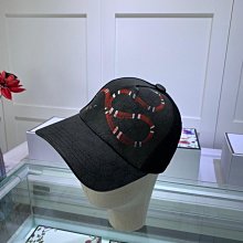 MOMO網紅高級感小包包女2024新款潮質感百搭斜背包夏天ins洋氣鏈條包dyj☆-陽光優選 歷史價格詳細信息