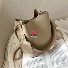 復古尚女版斜背包 質感尼龍布印花多層斜背包 休閒通勤大容量中年媽媽包 牛津布女包-予你優選 歷史價格詳細信息